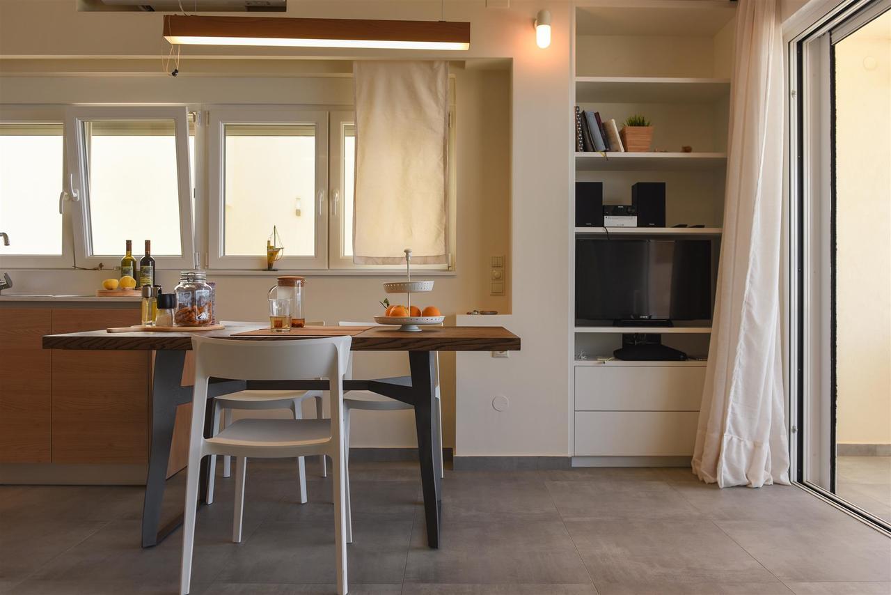 Rodia Beach Suites คอคคิโนส เปียร์โกส ภายนอก รูปภาพ