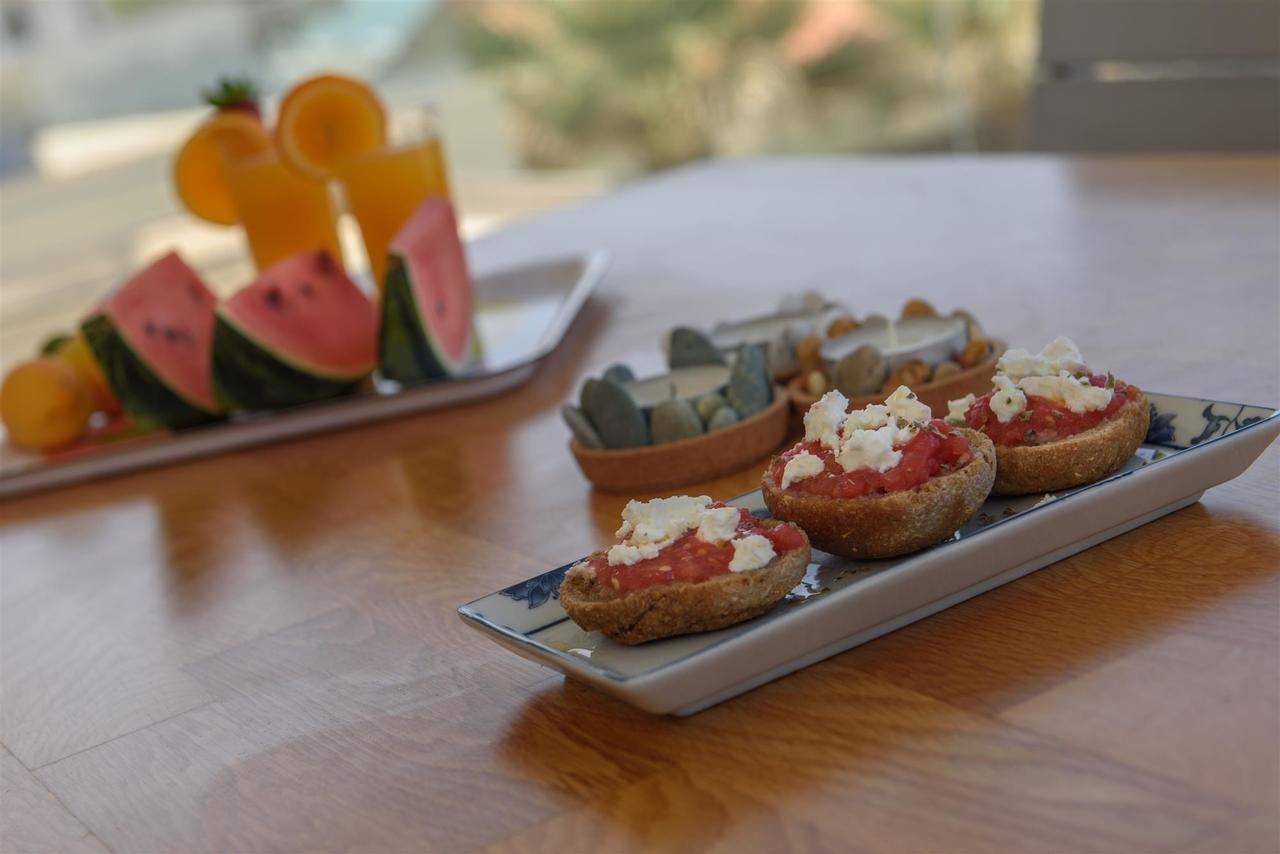 Rodia Beach Suites คอคคิโนส เปียร์โกส ภายนอก รูปภาพ