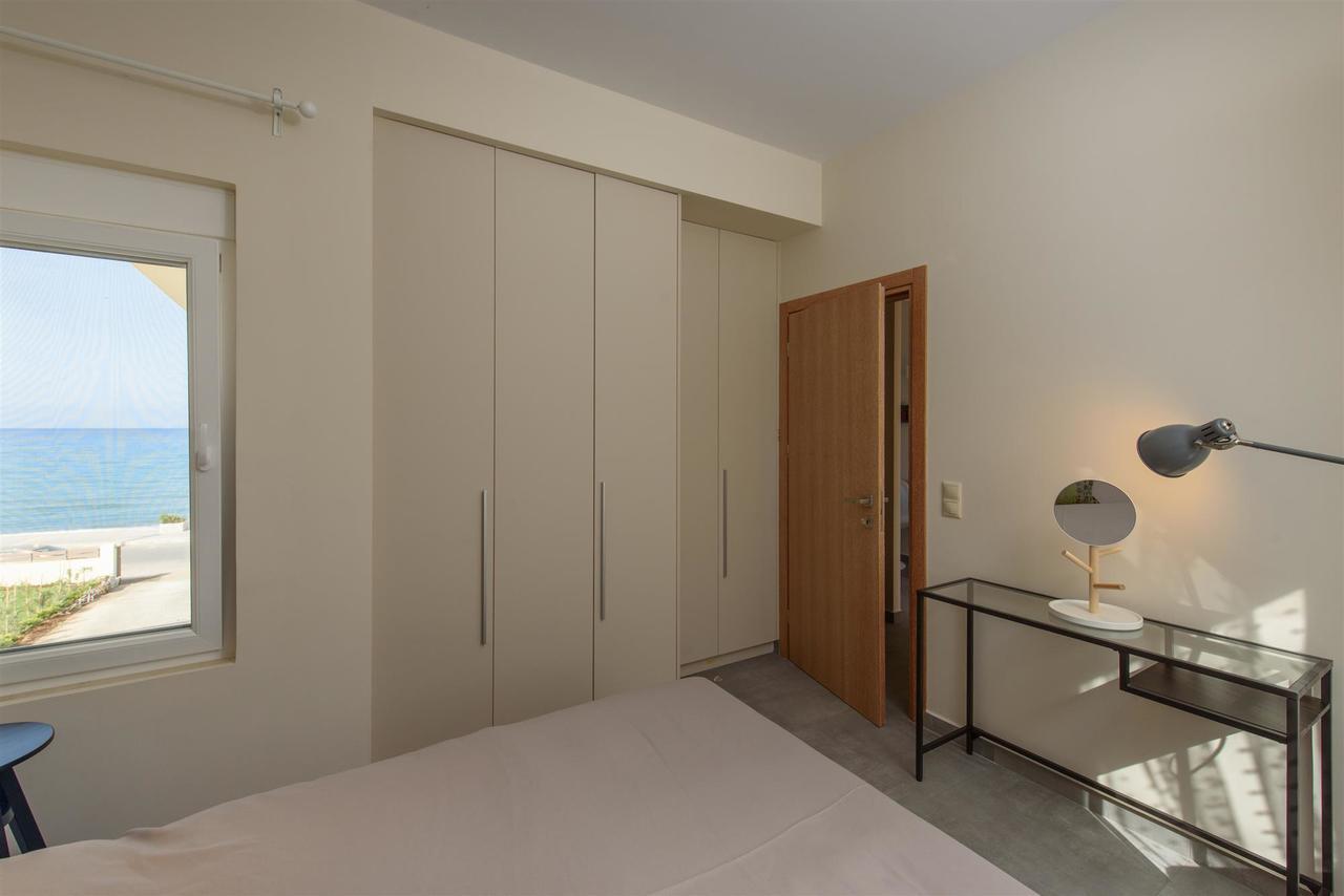 Rodia Beach Suites คอคคิโนส เปียร์โกส ภายนอก รูปภาพ