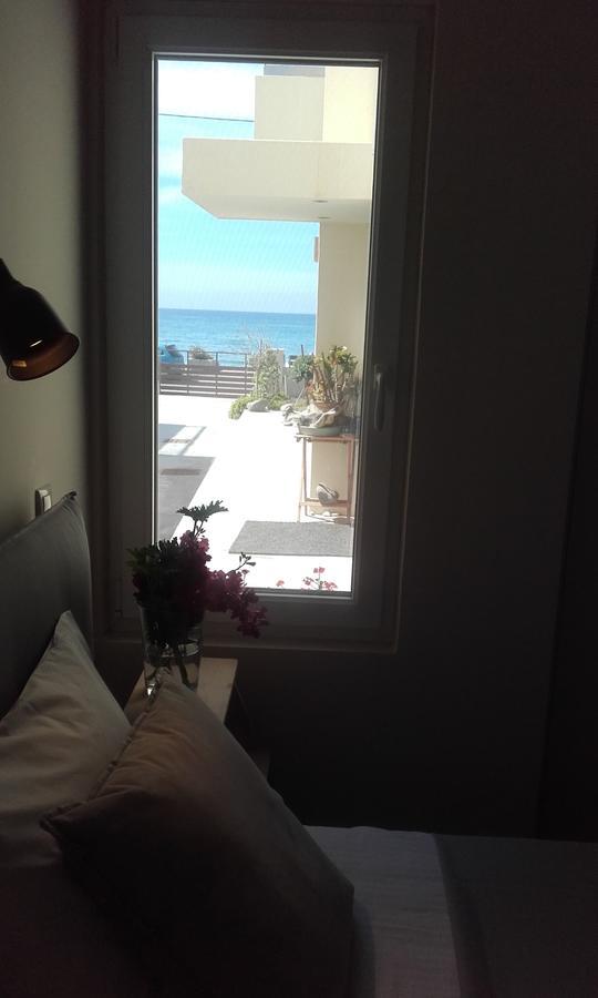 Rodia Beach Suites คอคคิโนส เปียร์โกส ภายนอก รูปภาพ