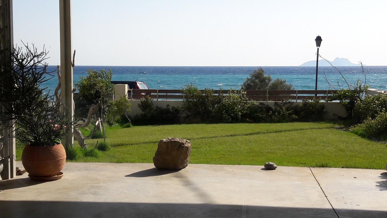 Rodia Beach Suites คอคคิโนส เปียร์โกส ภายนอก รูปภาพ